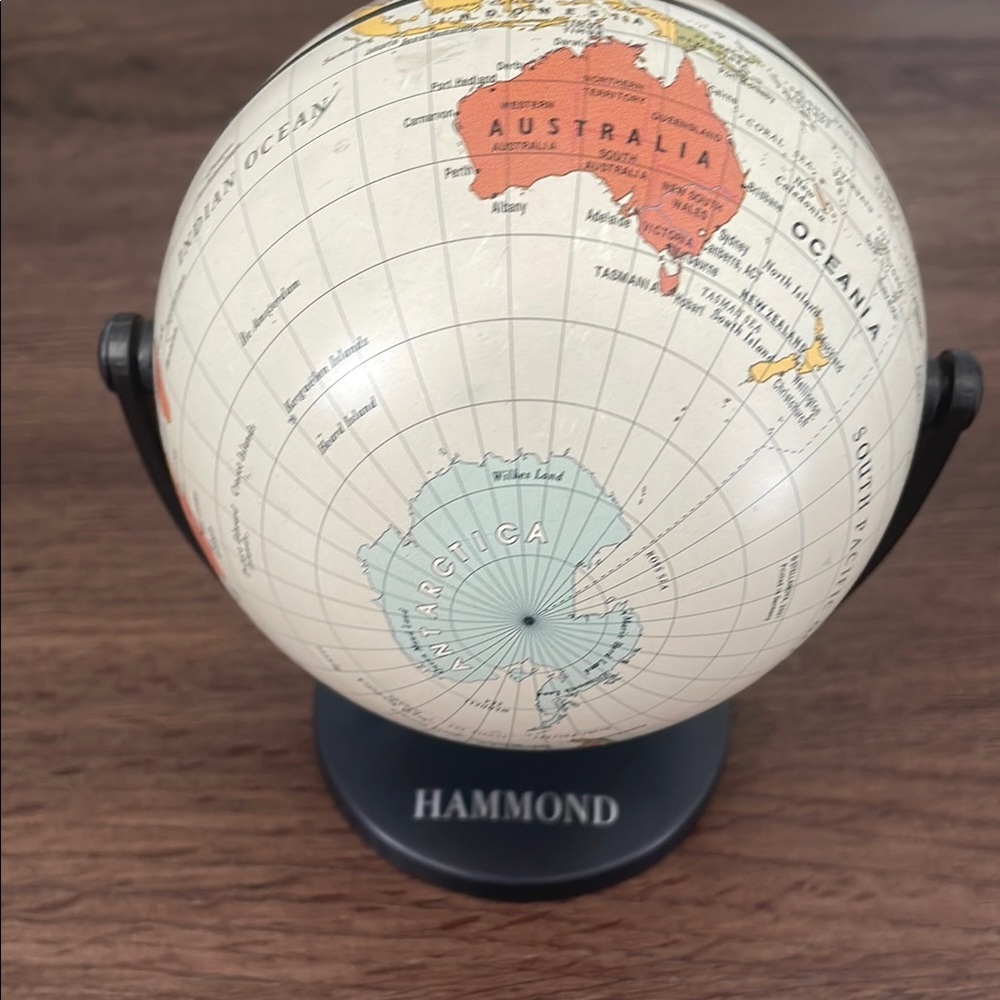 Hammond Desk Top World Globe. NWOT